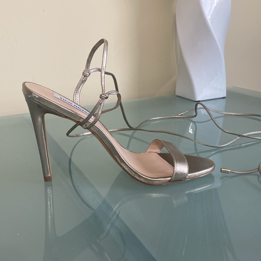 Steve Madden Gold Heels Strappy Stilettos Size 8.5